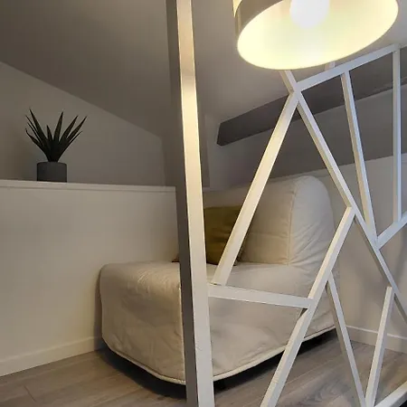 à Avec Ascenseur ! Appartamento Parigi